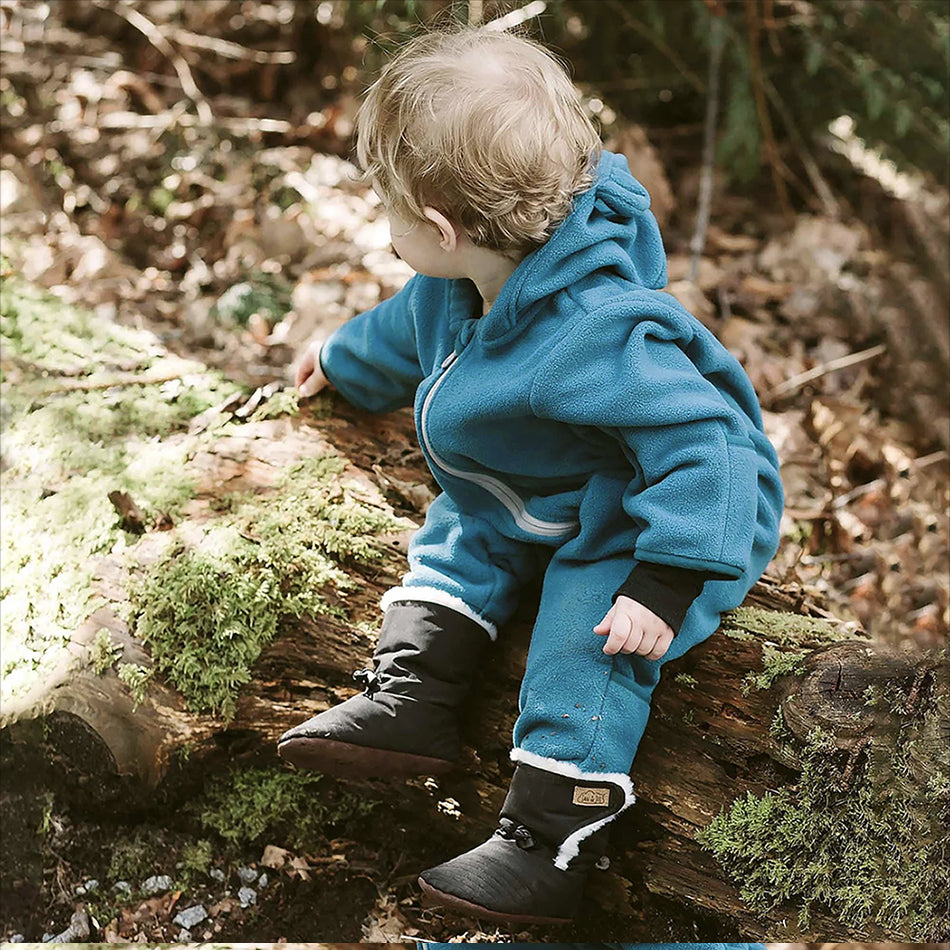 Jan and Jul Stay-Put Winter Booties Pink Rainbows