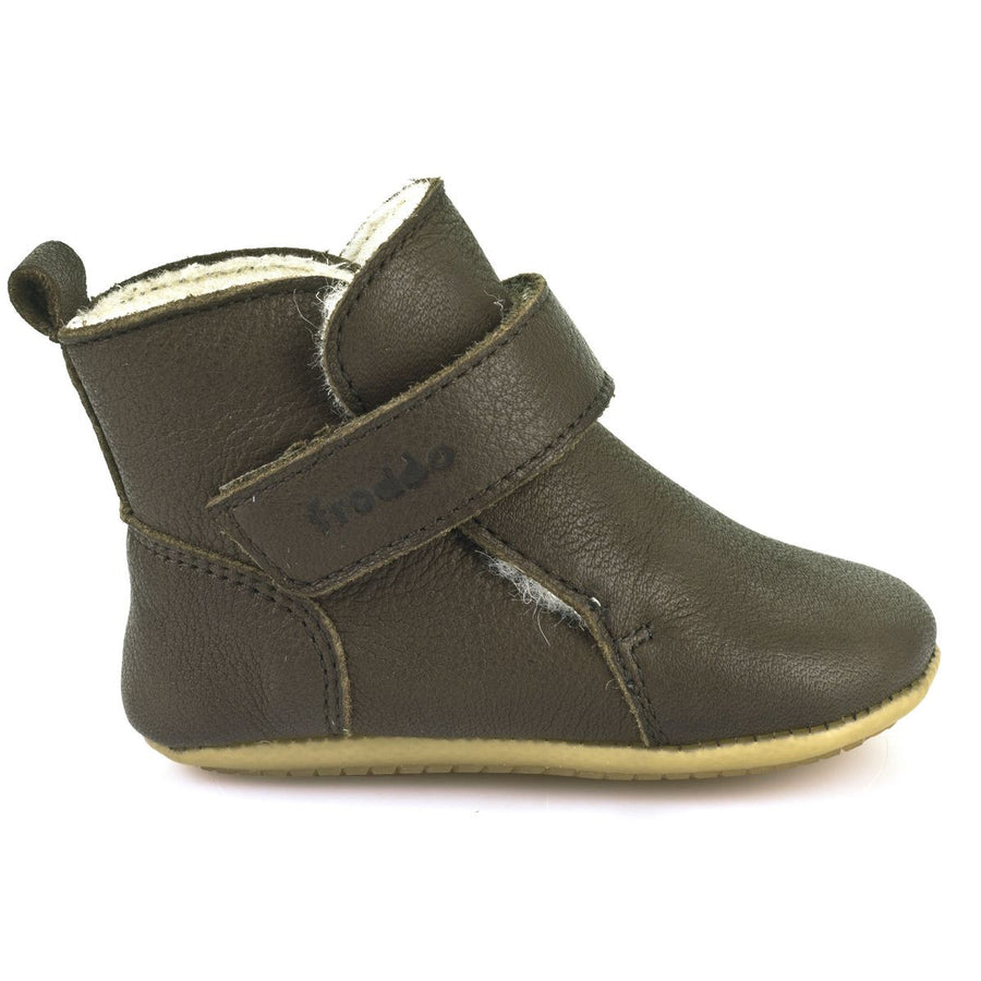 Bota con forro rayado en chocolate Froddo Prewalkers