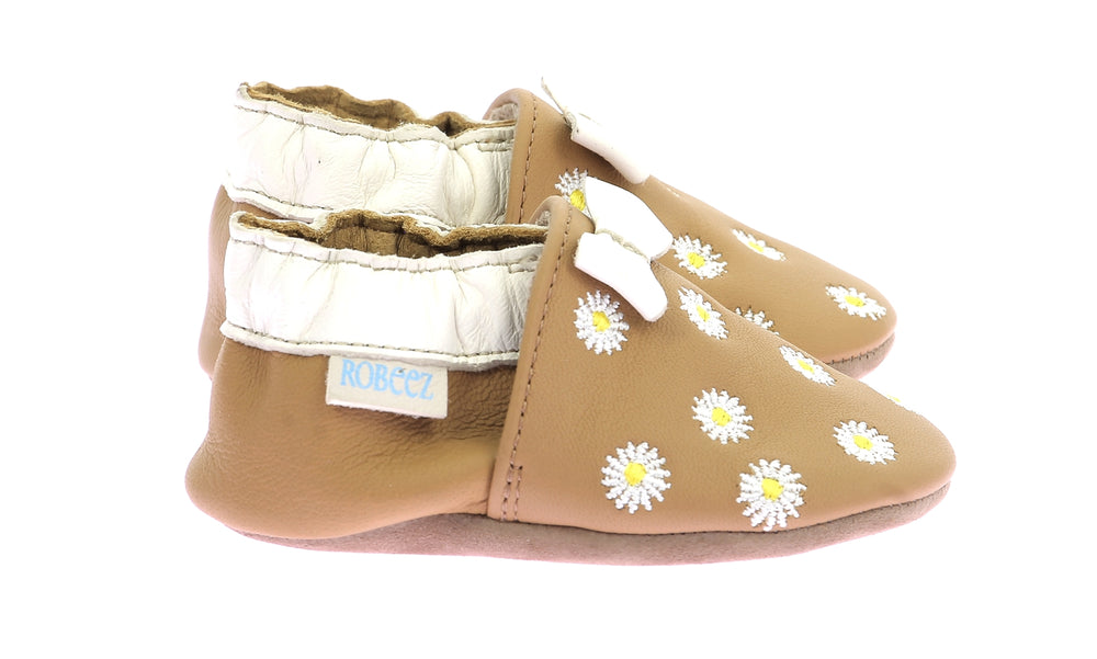 Robeez Zapatitos Sunny Spring Camel